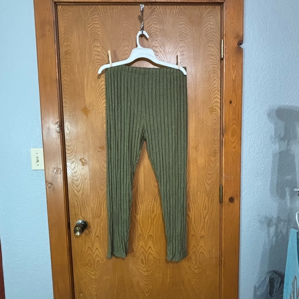 Olive Green Ribbed Womens Leisure Pants